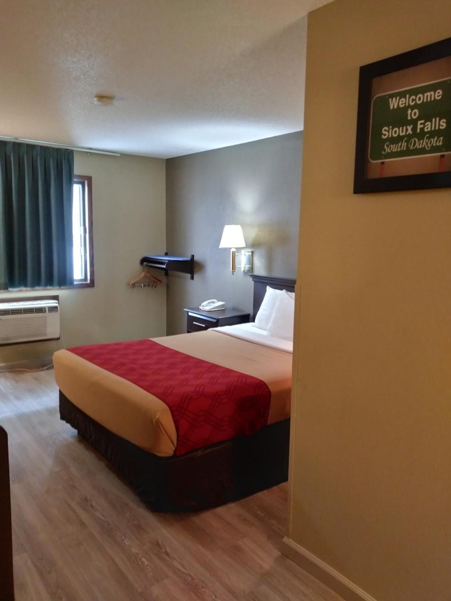 Econo Lodge North Sioux Falls Exteriér fotografie