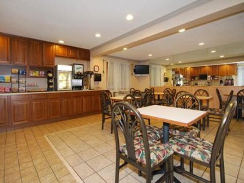 Econo Lodge North Sioux Falls Restaurace fotografie
